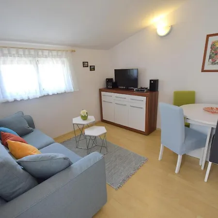 Starman Apartment *
